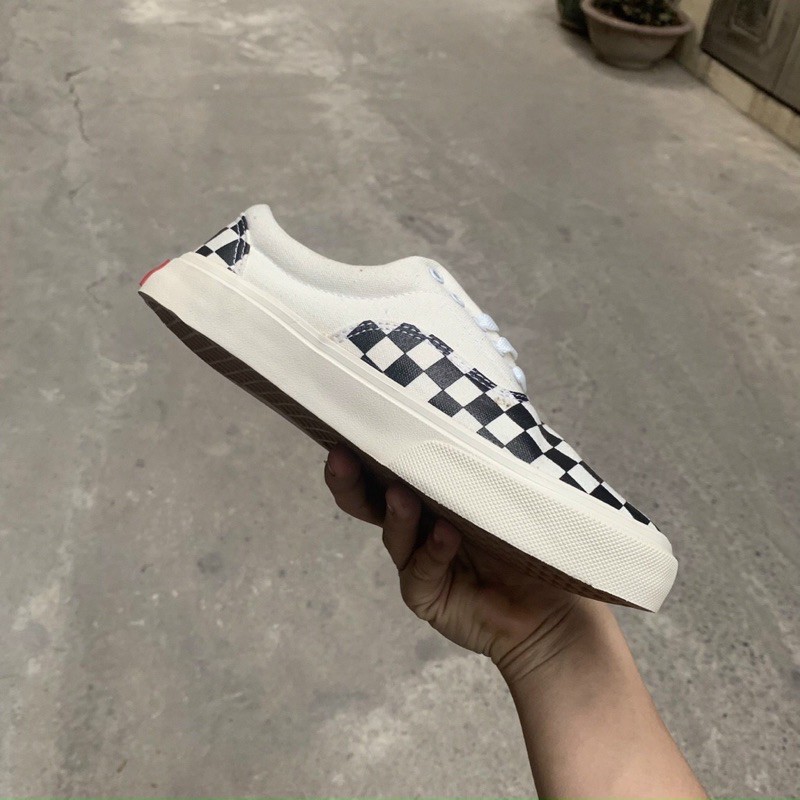 Giày Van Classic đen Vaul Caro buộc dây Old Skool