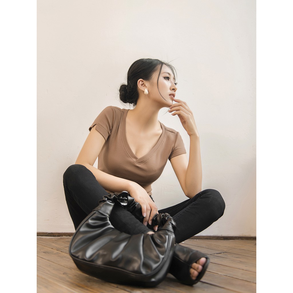 Rosie bodysuit cổ tim cộc tay CECCI mẫu mới 2021 | BigBuy360 - bigbuy360.vn