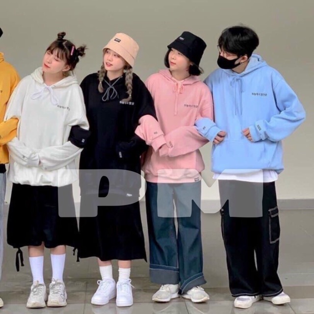 Áo hoodie chữ hàn tay ngực đa màu