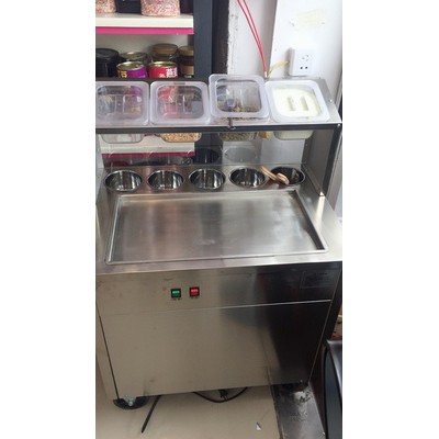 MÁY LÀM KEM CUỘN KHAY VUÔNG GIÁ RẺ BẢ0 HÀNH 1 NĂM