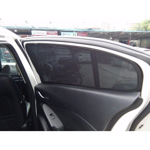 Rèm chắn năng Vios 2016