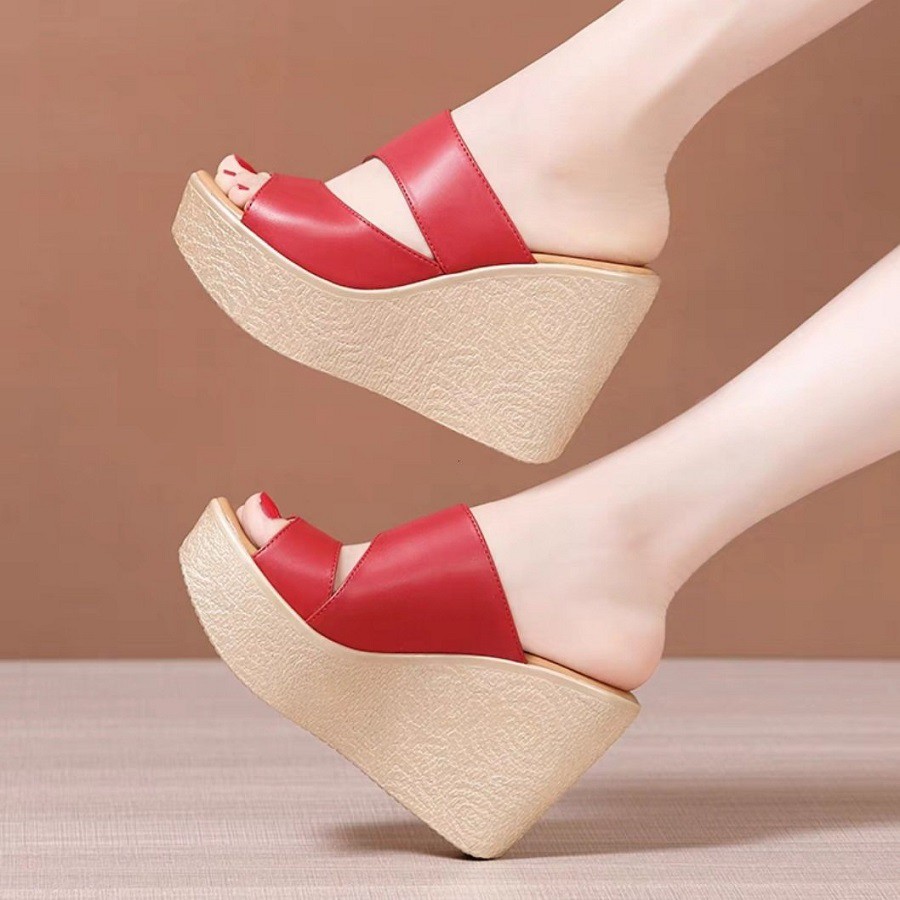 DÉP XUỒNG QUAI CÁCH ĐIỆU