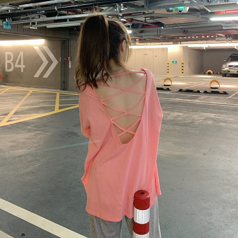 Áo thun dáng rộng ngắn tay thiết kế hở lưng thời trang cho nữ
