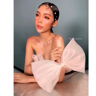 Nơ to chụp- cài váy cưới