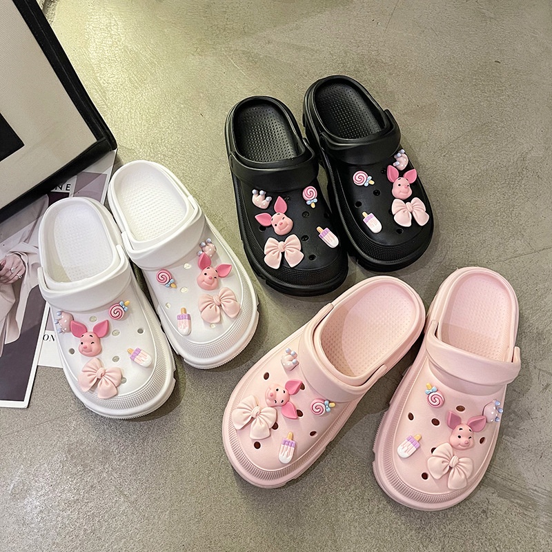 Giày Nhựa EVA Đế Mềm Dày Đục Lỗ Chống Trượt In Hình Chú Heo Dễ Thương