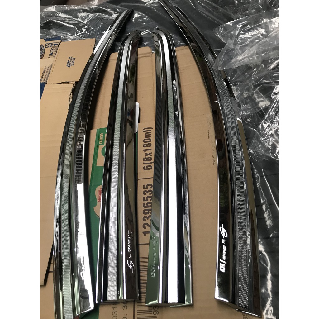 Bộ vè mưa mạ crom xe Hyundai I10 Hatbach các đời 2014-2020