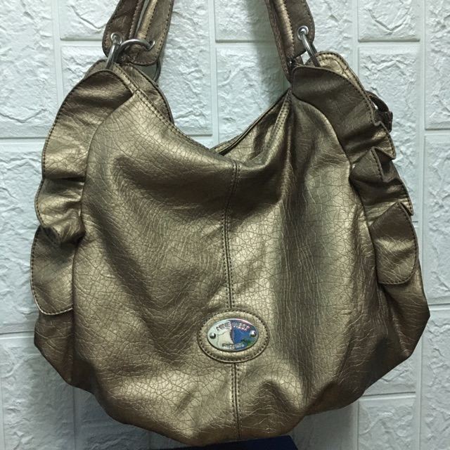 Túi đeo vai hiệu