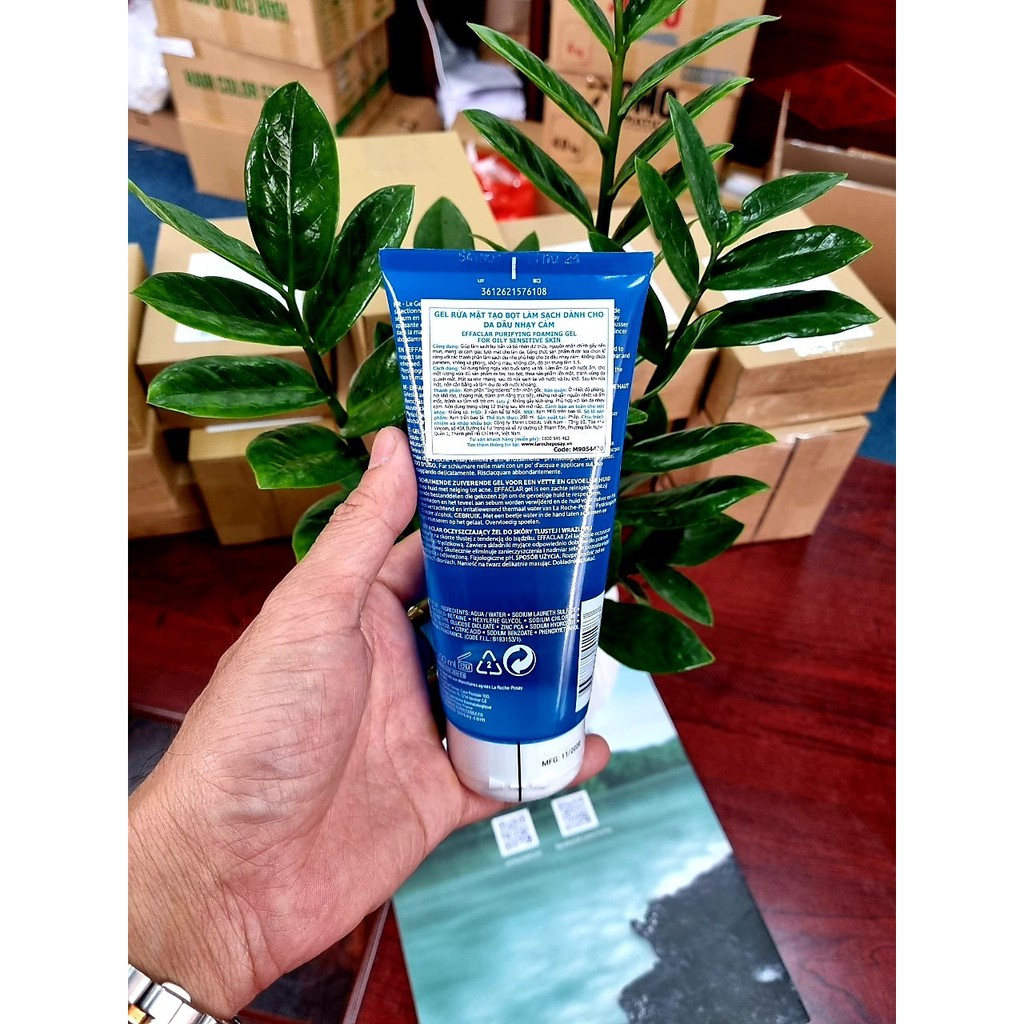 Sữa rửa mặt dành cho da dầu mụn La Roche Posay 200ml | BigBuy360 - bigbuy360.vn