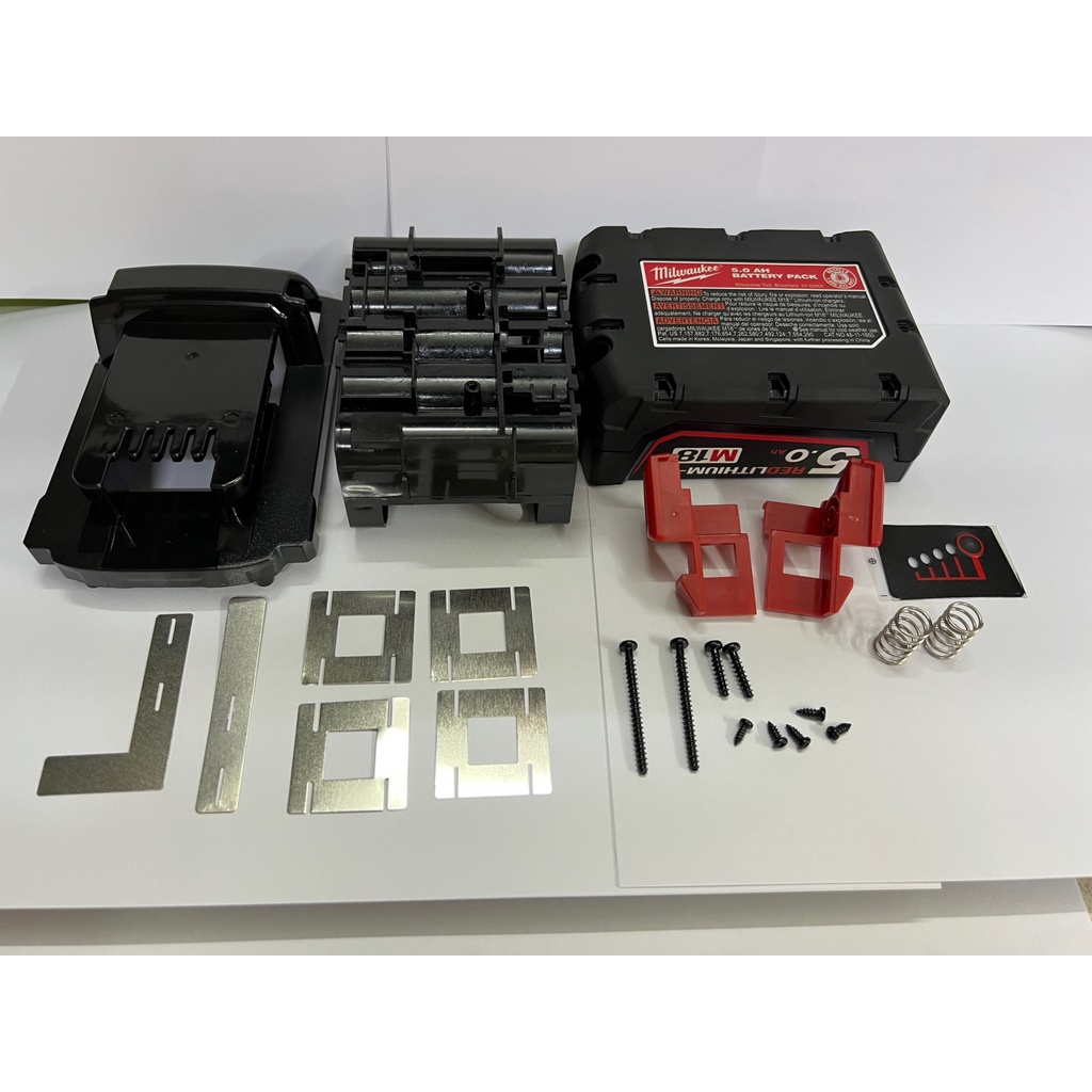 Vỏ mạch Milwaukee M18 5S 18V cân bằng, Led báo pin và nhận sạc zin.