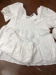 Set đồ trắng xinh (Quần + Áo)