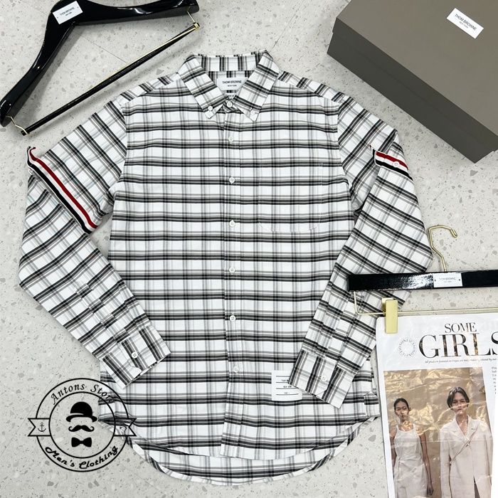 Sơ mi Thom Browne Kẻ Caro Viền Tay