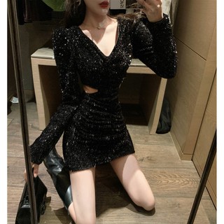 Đầm Bling Bling Cut Out Cổ V