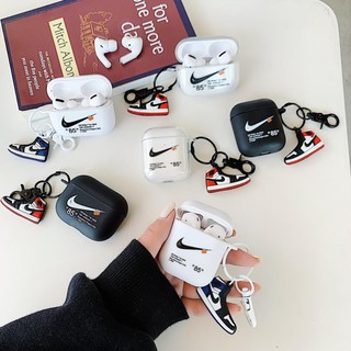 Vỏ Bảo Vệ Hộp Sạc Tai Nghe Airpods 1 / 2 / Pro Với Móc Khóa Hình Giày AJ