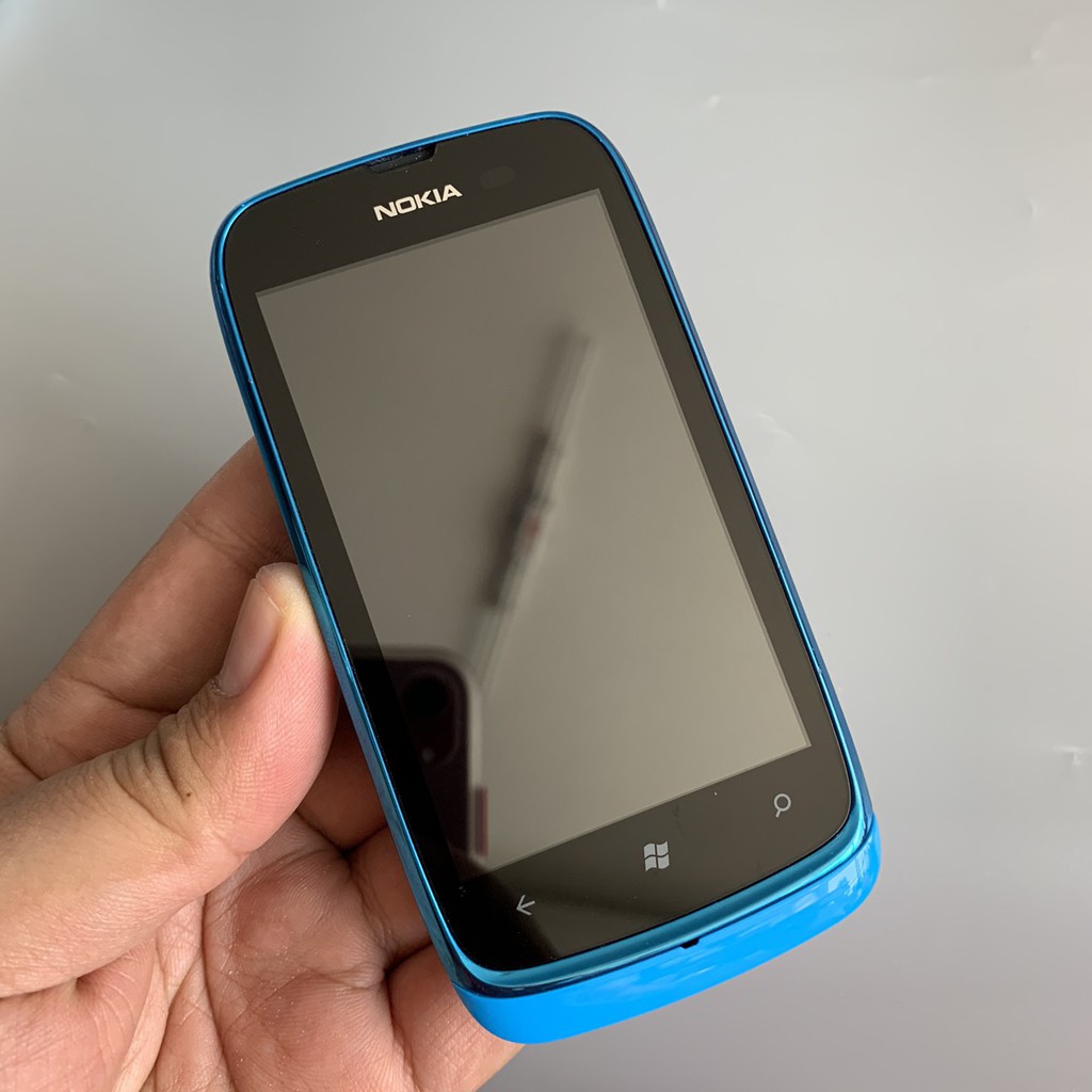 Điện thoại cổ Nokia Lumia 610 zin chính hãng