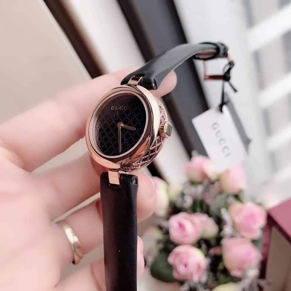 Đồng Hồ Nữ Gucci Diamantissima Black YA141501