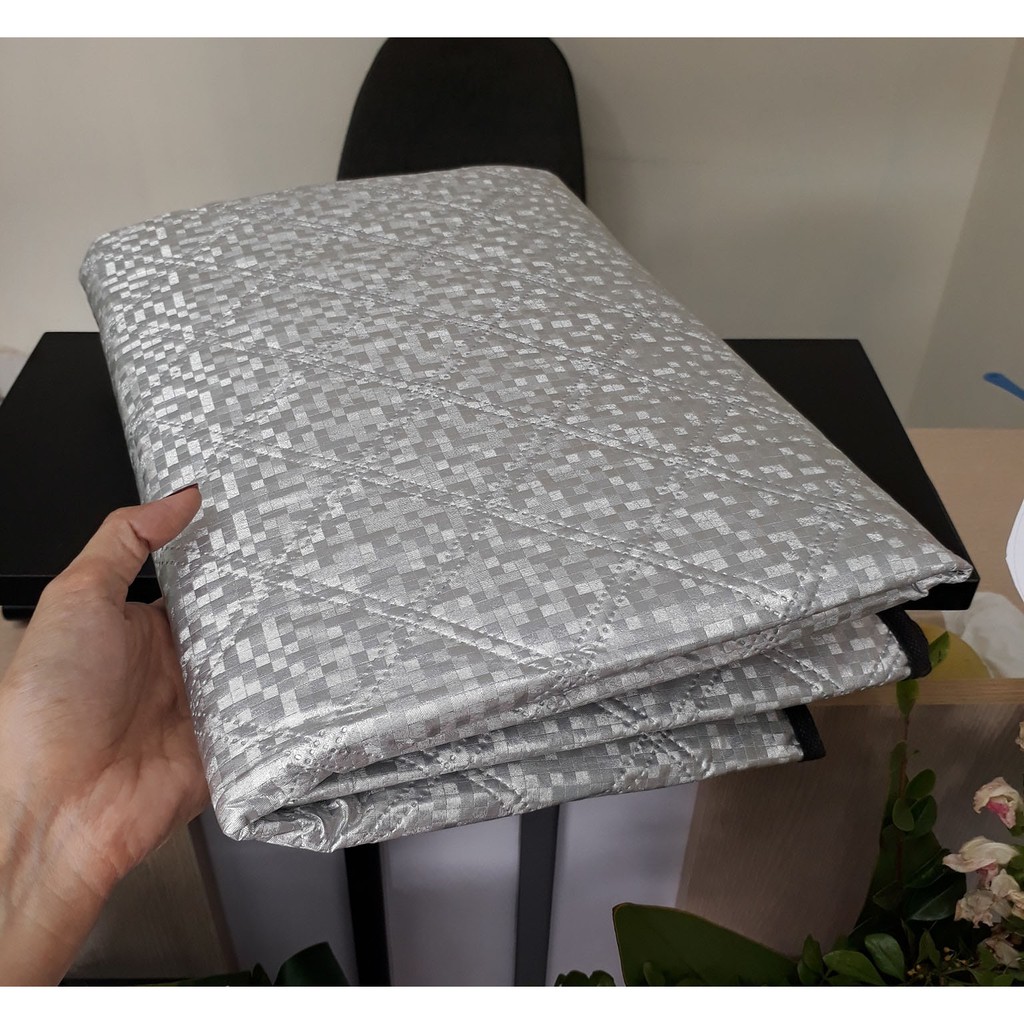 HCM_Bạt ô tô chống nóng,Bạt che nắng kính lái,Bạt phủ kính lái ô tô hàng dày đẹp 3 lớp chống tia UV - có video ảnh thật | BigBuy360 - bigbuy360.vn