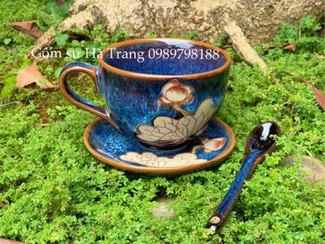 Set cốc đĩa capuchino gốm sứ Bát Tràng cao cấp men hoả biến xanh khắc sen chìm