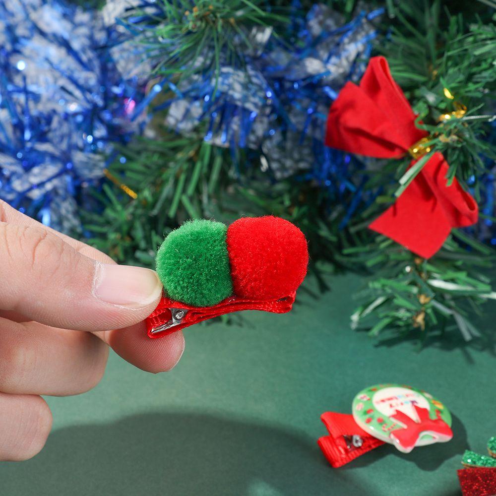 Bộ 5 Kẹp Tóc Hình Vớ Giáng Sinh Dễ Thương Cho Bé