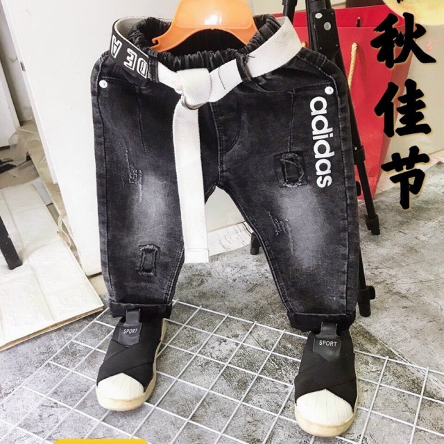 Quần áo và phụ kiện may mặc