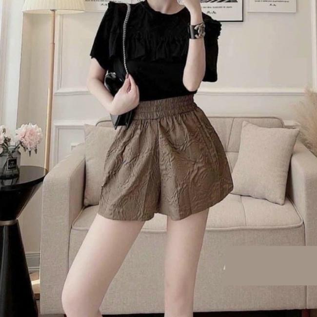 Quần đùi hoa in nổi, quần short phồng hoa 4 màu, sooc xốp phối nhiều kiểu áo năng động