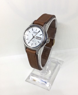 Đồng hồ SEIKO cơ cót dành cho nữ