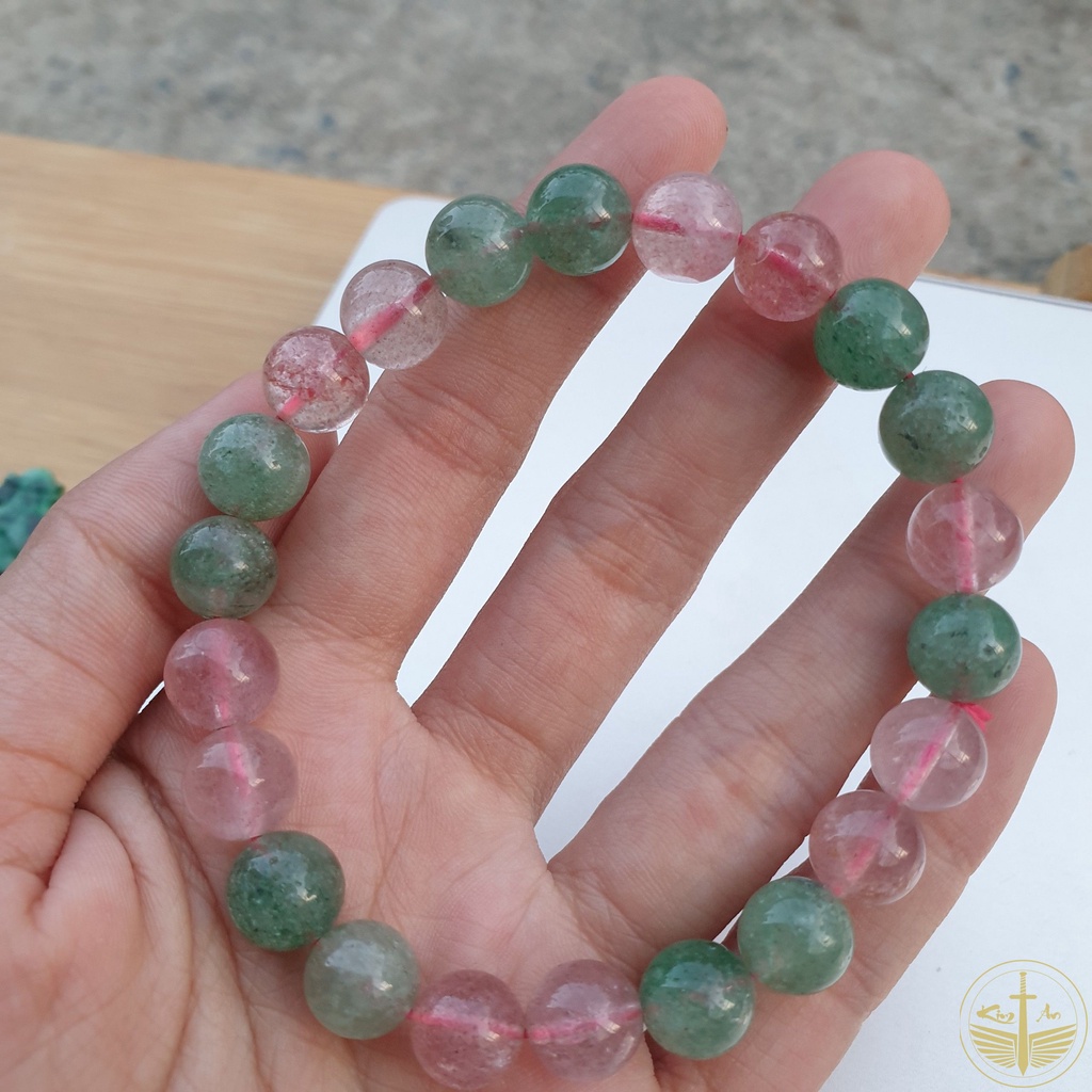 Vòng tay đá thach anh dâu tây