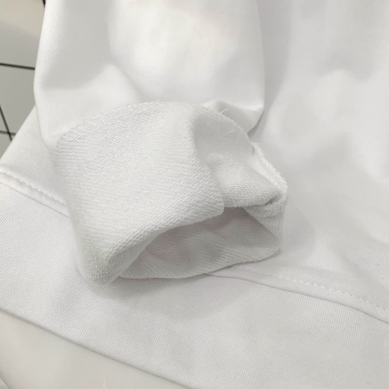 SWEATER RELAX [ Sẵn trắng , Đen đang về hàng ] | BigBuy360 - bigbuy360.vn