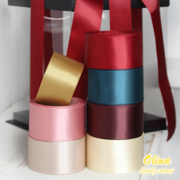 Cuộn dây ruy băng dài 5m rộng 38mm hai mặt màu trơn dùng để trang trí