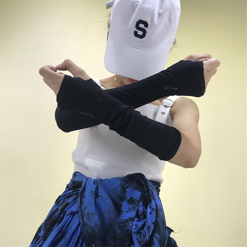 Găng Tay Vải Lụa Mát Dễ Phối Đồ Tiện Dụng 129113Găng Tay Chống Nắng Thiết Kế Cá Tính Cho Nam Và Nữ