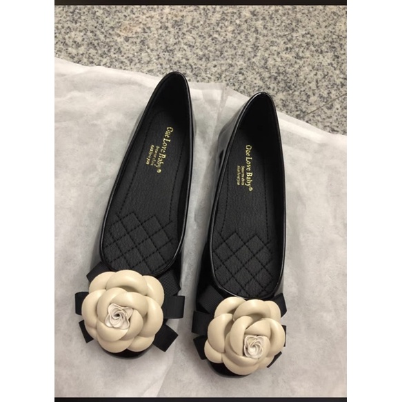 Giày búp bê mũi tròn hoa trà đen đỏ hàng quảng châu