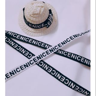 Dây ruy băng in chữ trắng đen