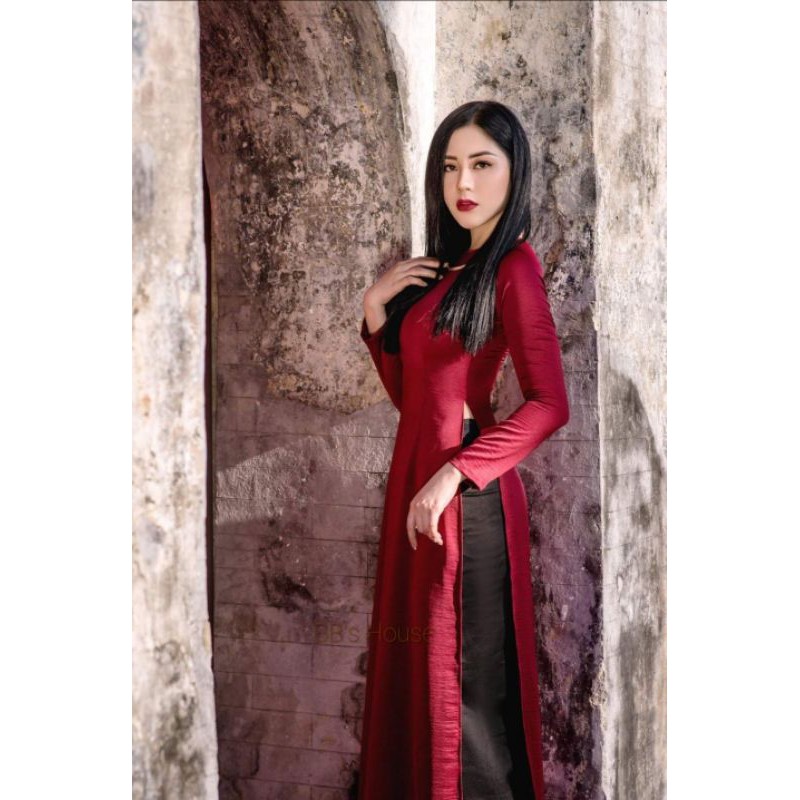 Áo dài Trang Đài màu siêu che khuyết điểm thân thể