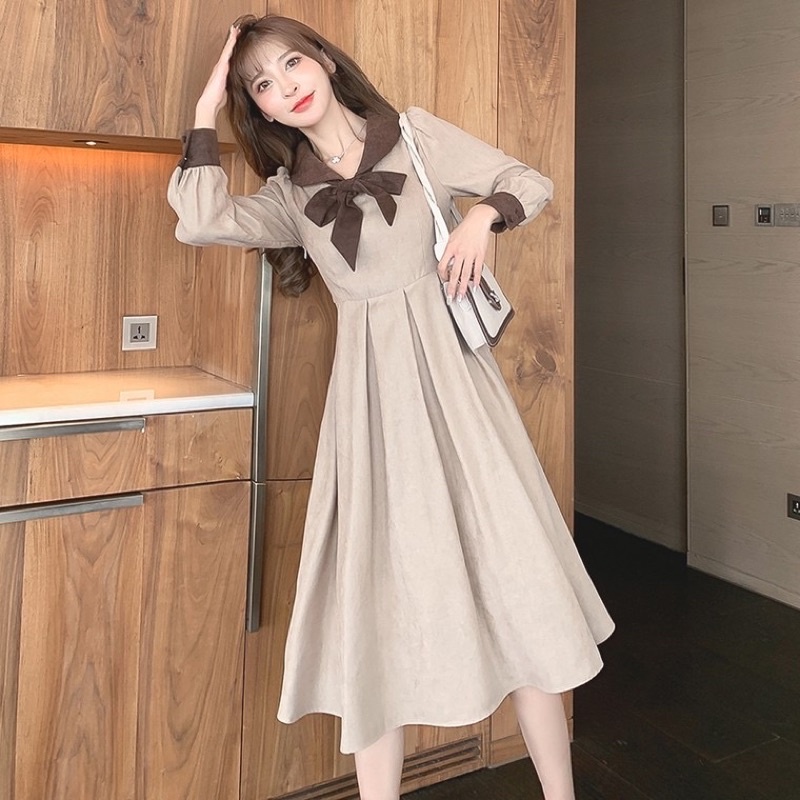 đầm suông dáng dài
