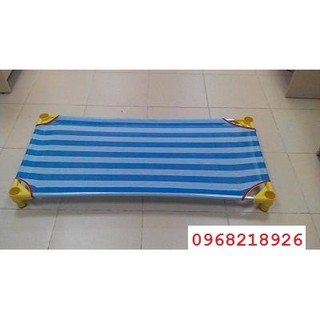 Giường lưới khung sắt inox