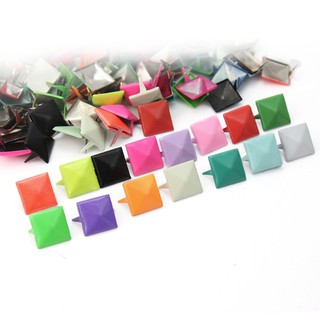 Set 100 đinh tán kim loại hình kim tự tháp dùng để trang trí túi xách / giày dép
