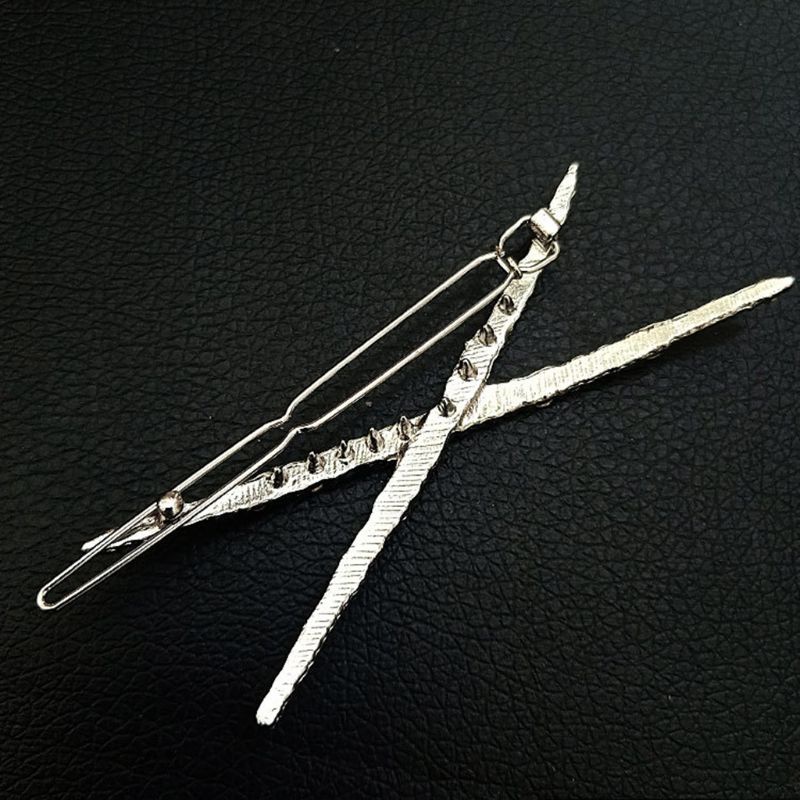 Ghim Cài Hình Chữ Cái Đính Đá Cho Máy Viết Tay Frog Bobby