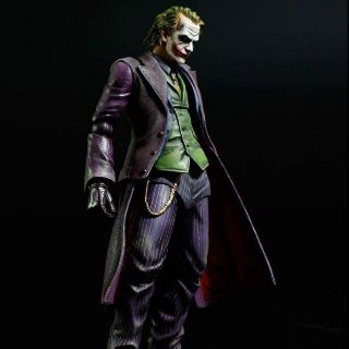 Joker phiên bản huyền thoại Heath Ledger