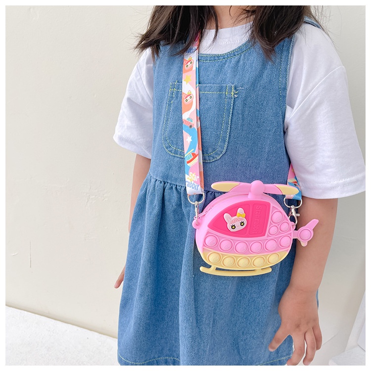 Pop it Túi Đeo Chéo Vai Hình Cánh Quạt Màu Cầu Vồng Kỳ Lân Dành Cho Trẻ Em Ngoài Trời