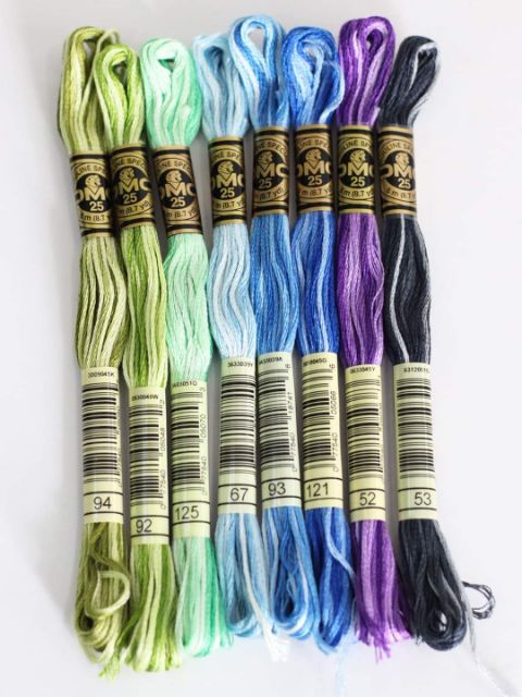 Chỉ thêu loang màu chính hãng DMC Pháp. Hàng có sẵn, được chọn màu.