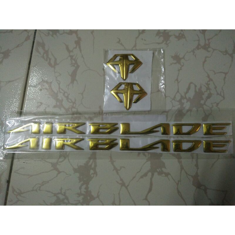 Bộ chữ nổi Airblade lô gô nổi kim cương vàng