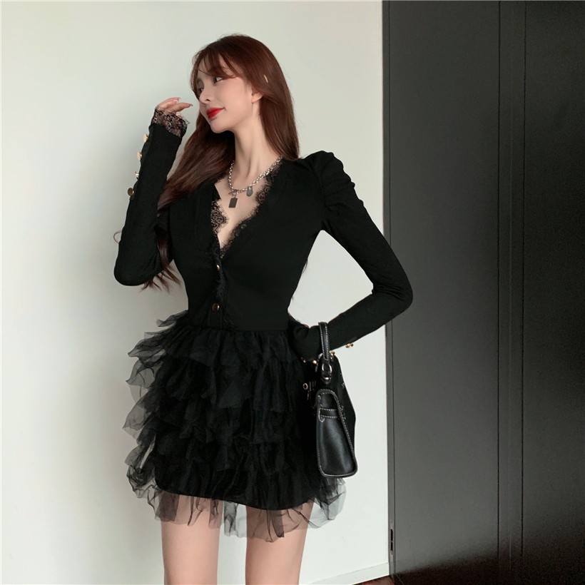 Đầm Tay Phồng Cổ Chữ V Phối Ren Xinh Xắn Dành Cho Nữ | BigBuy360 - bigbuy360.vn