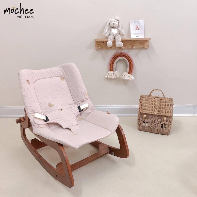 Mochee - Ghế bập bênh Rockinh Chair thêu hoạ tiết gấu tiện lợi