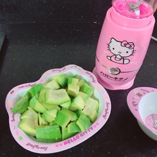 Máy xay sinh tố Hello Kitty