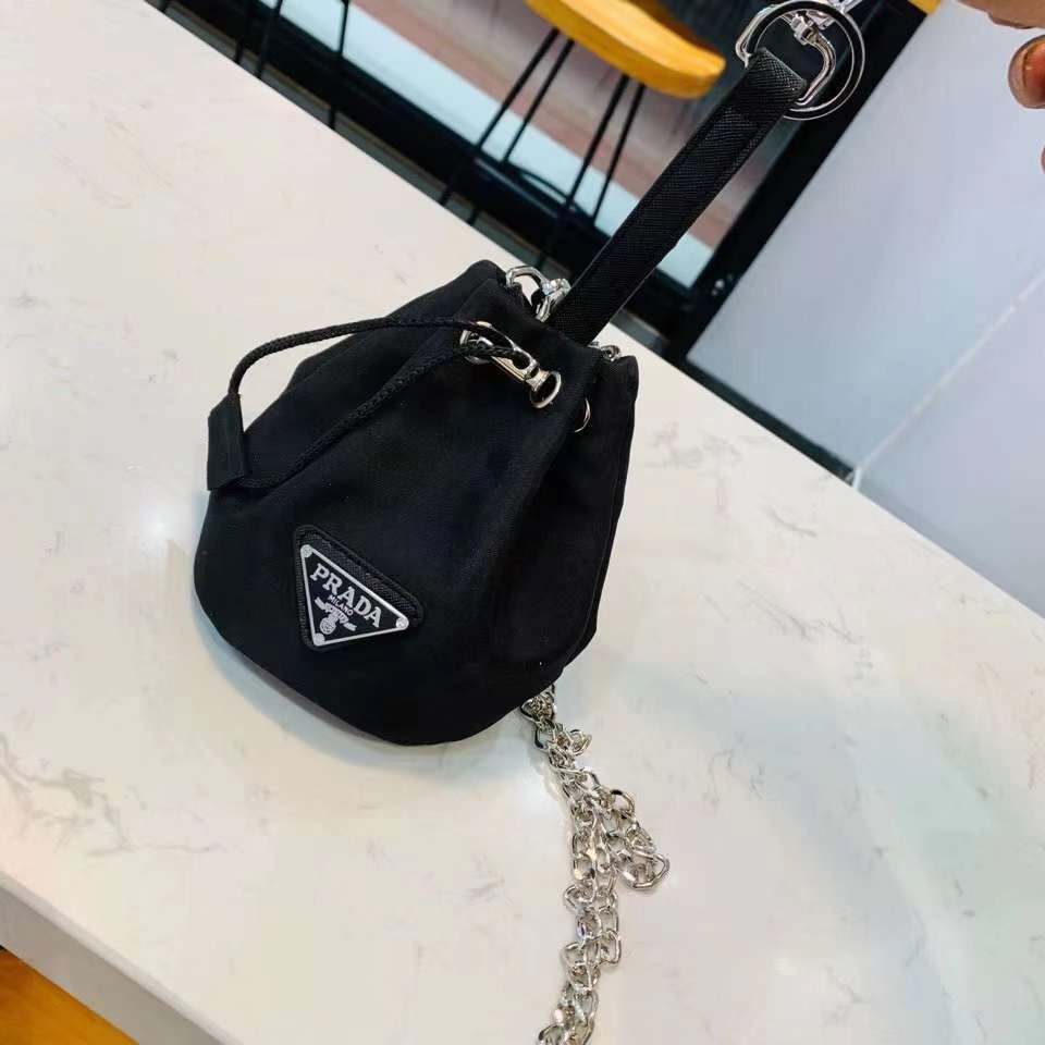 Túi Xách Mini Prada Đeo Chéo Ngực Thời Trang Du Lịch