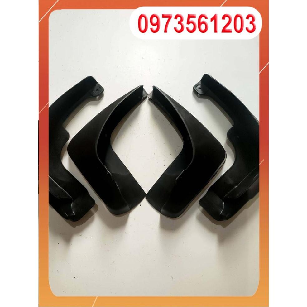 BỘ CHẮN BÙN BÁNH ALTIS ĐỜI 2002-2007