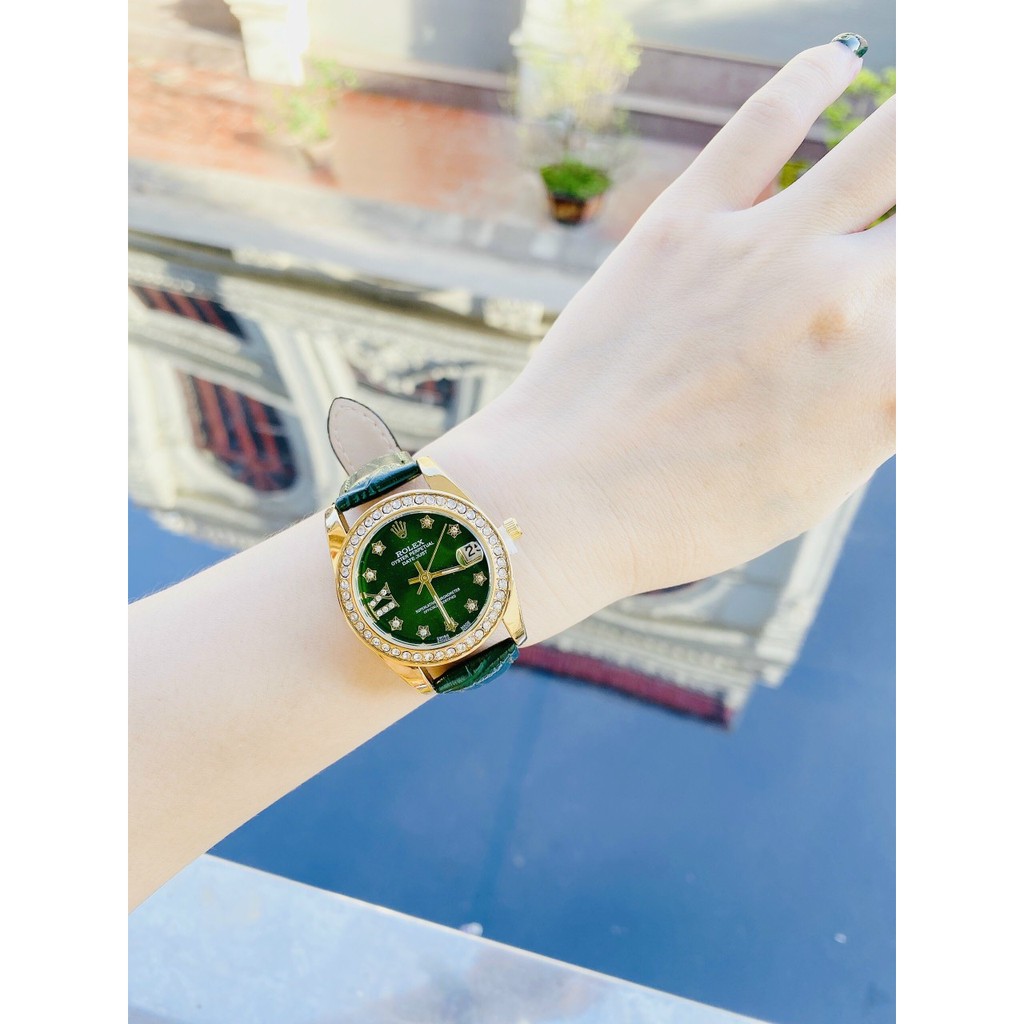 Đồng hồ nữ Rolex dây da nhẹ nhàng thanh lịch
