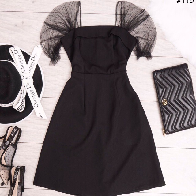 Đầm xoè tay lưới bi
