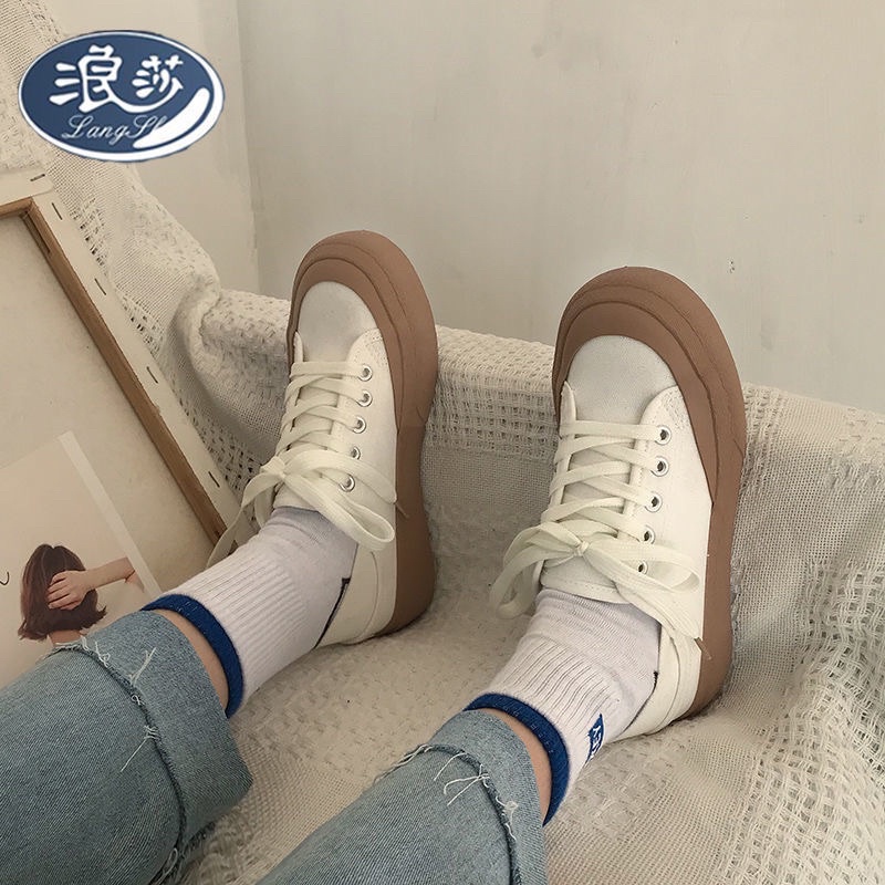 Giày nữ Vintage mũi tròn giá rẻ chất lượng mẫu mới 2022