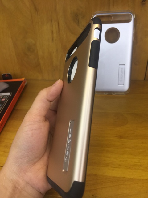 Lưng 7plus /8plus Spigen Slim Amor