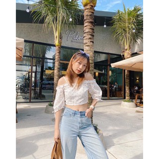Áo croptop trễ vai hoa nhí tay nơ